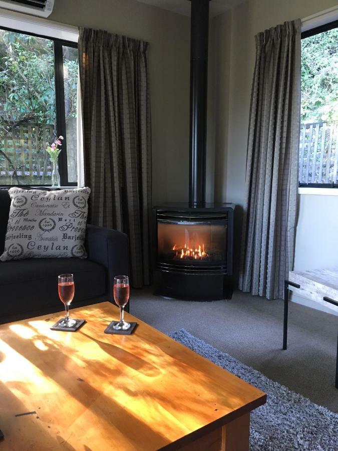 Cherrywood Cottage Akaroa Luaran gambar